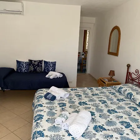 Apartment Ponzamania Appartamenti Da Silverio Ponza