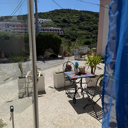 Apartment Ponzamania Appartamenti Da Silverio Ponza